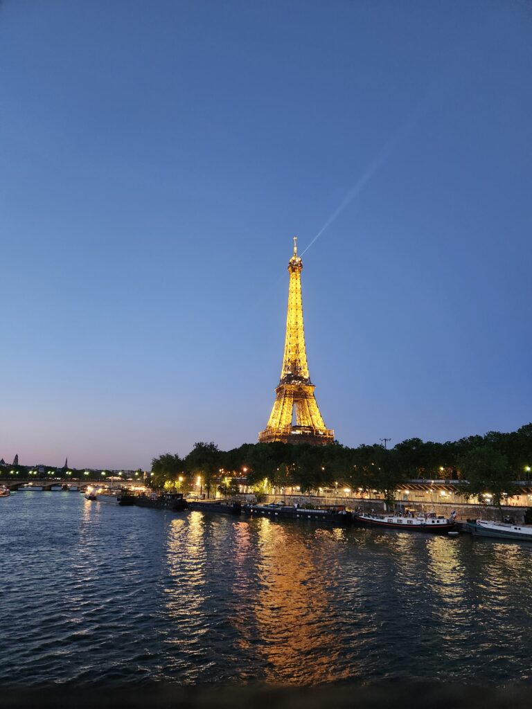 Eiffel Tower at night. View from Pont de Bir-Hakeim